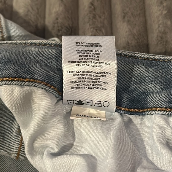 Vigoss Marley Mid Rise Jean Shorts Size 20W NWT - Picture 9 of 9